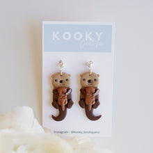Load image into Gallery viewer, Otter -Mum & Me- Earrings
