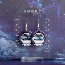 Load image into Gallery viewer, Astronaut Earrings