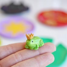 Load image into Gallery viewer, Trinket Dish - Fantasy II