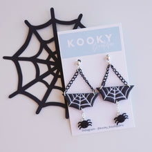 Load image into Gallery viewer, Spiders & Spider Web Earrings