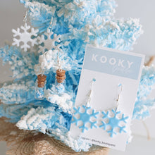 Load image into Gallery viewer, Snowflake Earrings