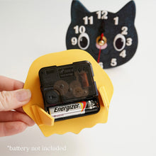 Load image into Gallery viewer, Kooky Animal Clocks
