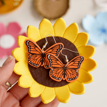 Load image into Gallery viewer, Trinket Dish - Into the Garden