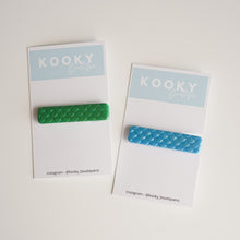 Load image into Gallery viewer, Mermaid Scales Hair Clips