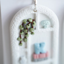 Load image into Gallery viewer, Bookshelf Arch Earrings