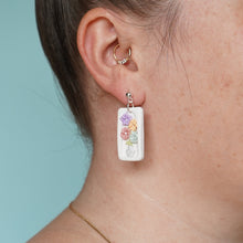 Load image into Gallery viewer, Bookshelf Vase Earrings