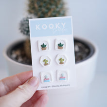 Load image into Gallery viewer, Shelf Studs