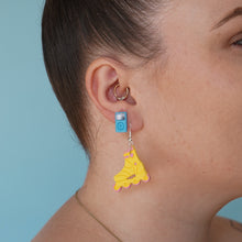 Load image into Gallery viewer, iPod Earrings