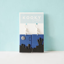 Load image into Gallery viewer, Halloween Scene Earrings