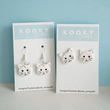 Load image into Gallery viewer, Cat Face Earrings