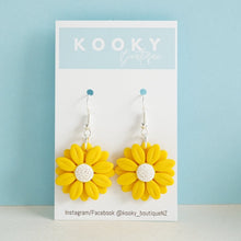 Load image into Gallery viewer, Single Sunflower Earrings