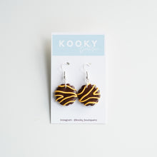 Load image into Gallery viewer, Squiggle Biscuit Earrings
