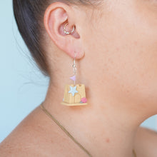 Load image into Gallery viewer, Sandcastle Earrings