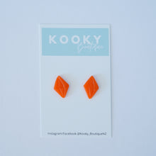 Load image into Gallery viewer, Sims Plumbob Earrings