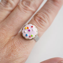 Load image into Gallery viewer, 100s & 1000s Biscuit Ring