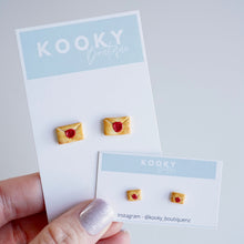 Load image into Gallery viewer, HP Owl Earrings
