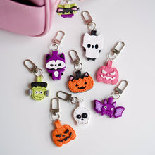 Load image into Gallery viewer, Halloween Cat Bag Charms
