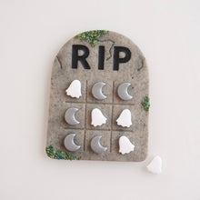 Load image into Gallery viewer, Tic Tac Toe Board Game - Halloween Ghost &amp; RIP Tombstone
