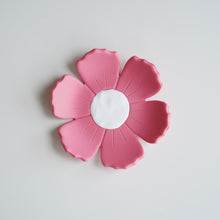 Load image into Gallery viewer, Trinket Dish - Flowers
